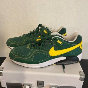 Nike Air Max 1 Retro Oregon Ducks Men's Size 14 US